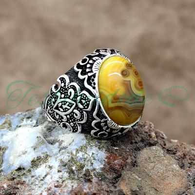 925 Ayar Gümüş Motifli Hint Akik Taşlı Erkek Yüzük