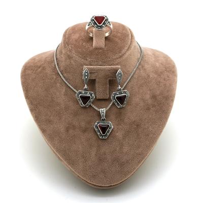 Akik Taşlı Markazit Gümüş Üçlü Takım