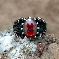 Kartal Pençeli Kırmızı Zirkon Taşlı Gümüş Erkek Yüzük