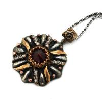 Kök Yakut Taşlı Bayan Otantik Kolye