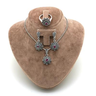 Kök Yakut Taşlı Markazit Gümüş Üçlü Takım