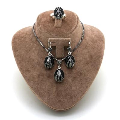 Lale Motifli Markazit Ve Oltu Taşlı Üçlü Takım