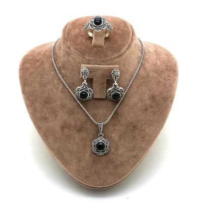 Markazit Ve Oltu Taşlı Gümüş Üçlü Takım