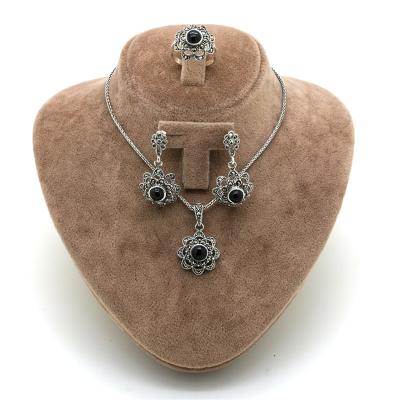 Markazit Ve Oltu Taşlı Gümüş Üçlü Takım