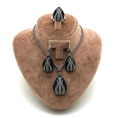 Markazit Ve Oltu Taşlı Gümüş Üçlü Takım