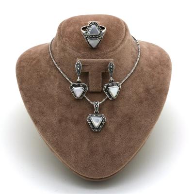 Sedef Taşlı Markazit Gümüş Üçlü Takım