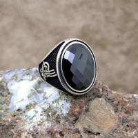 Siyah Zirkon Taşlı Tuğra Motifli Gümüş Erkek Yüzük