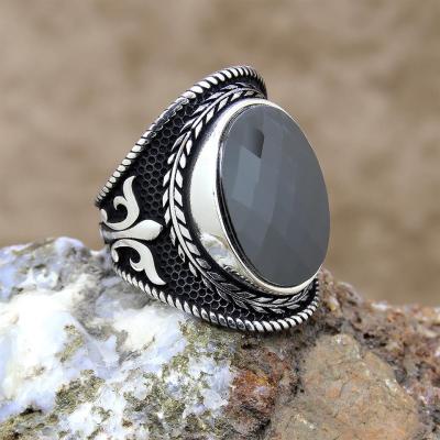 Siyah Zirkon Taşlı Motifli Gümüş Erkek Yüzük