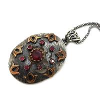 Yakut Taşlı Lale Ve Otantik Tasarımlı Bayan Kolye