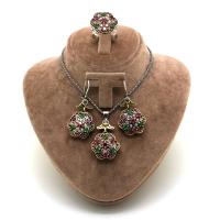 Yakut, Zümrüt Ve Zirkon Taşlı Gümüş Üçlü Takım