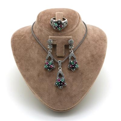 Zümrüt, Yakut Ve Safir Taşlı Markazit Gümüş Üçlü Takım