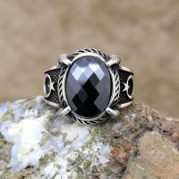 Ayyıldız Pençeli Siyah Zirkon Taşlı Gümüş Erkek Yüzük